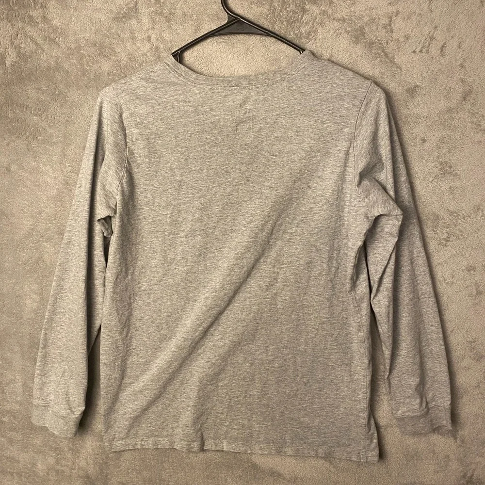 Nike Boys XL Long Sleeve Tee Grey 